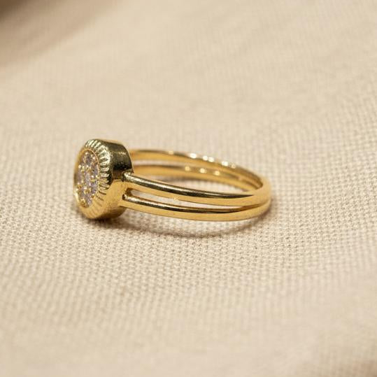 10K gold lab diamond ring 0.08CT center stone ethical sustainable delicate sparkle
