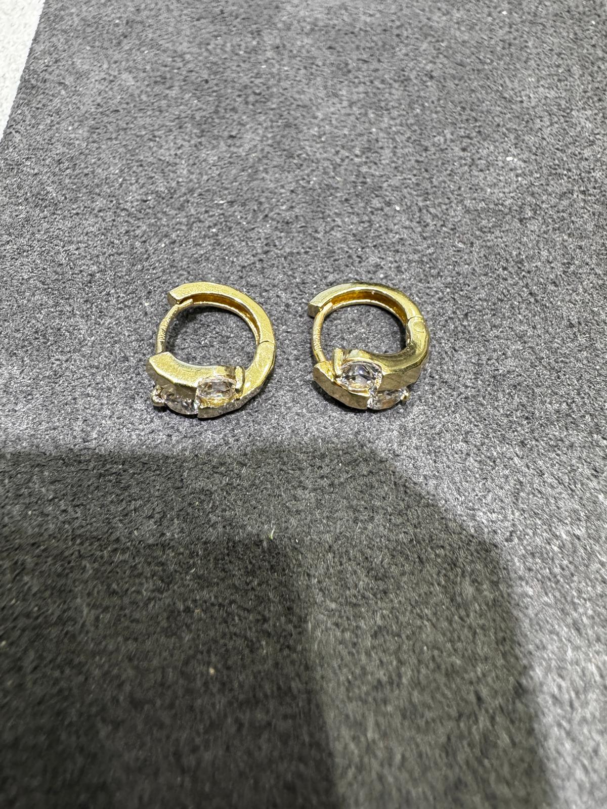 10K Gold Moissanite Huggie Hoop Earrings 0.68CT (DMM10ER001)