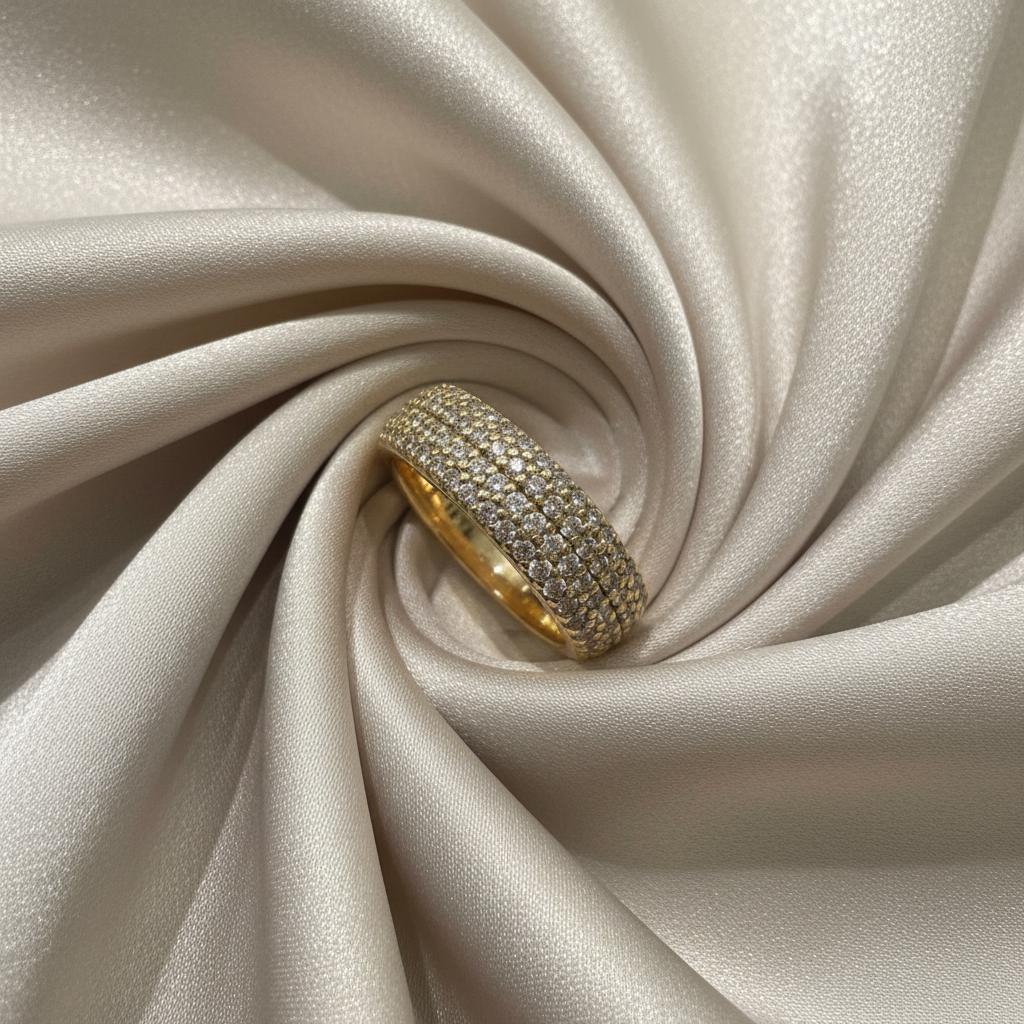 10K gold natural diamond ring 1CT center stone authentic brilliance impressive sparkle