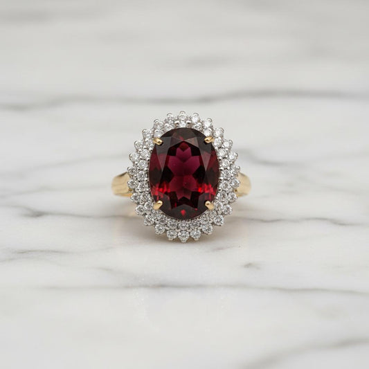 Anillo de Oro de 10K con Diamantes Naturales y Granate de 0.32CT Diamante / 6.1CT Granate (DMN10RI025)