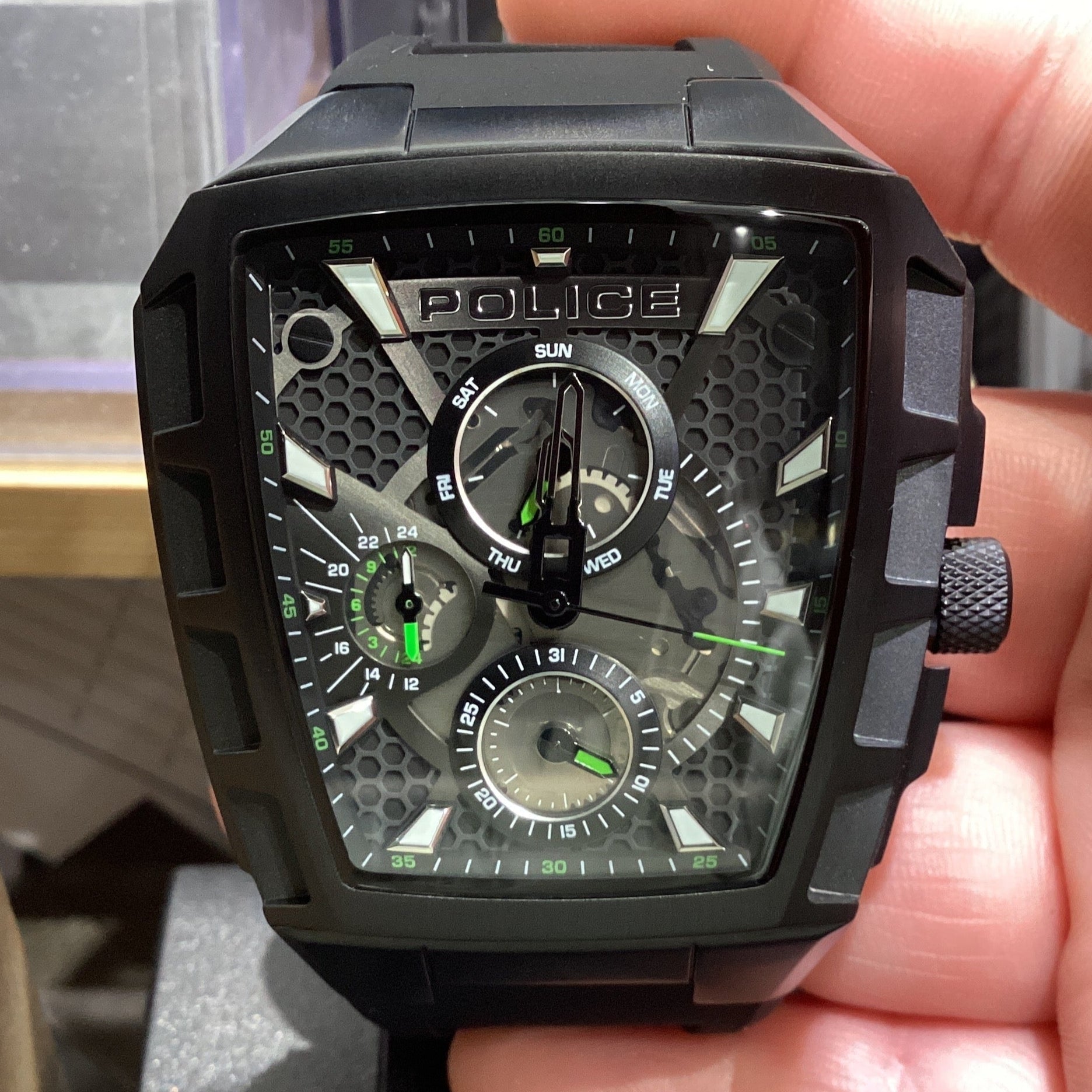 Montre Police tough gear 33229 Montre