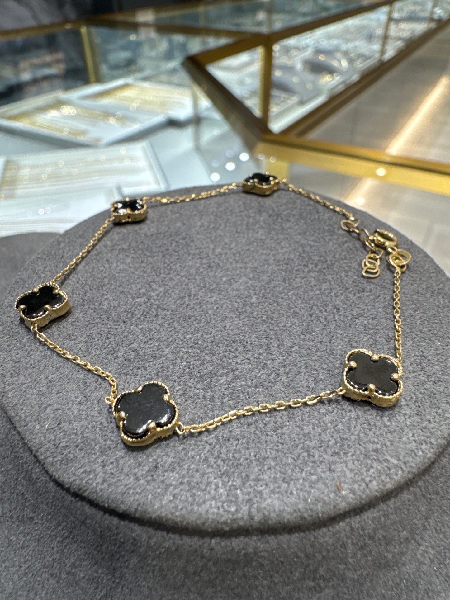 Bracelet Clover Or 10k & Onix Noir / 3.3g / Ajustable 7.5’’ à 8’’ Bracelet