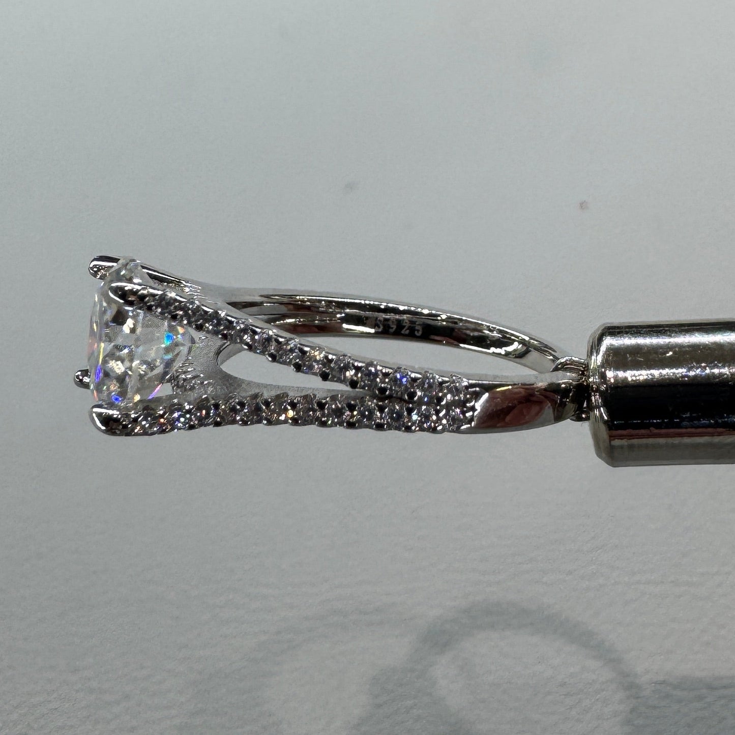 Sterling silver moissanite ring AZ037-J close-up detail showing exceptional craftsmanship
