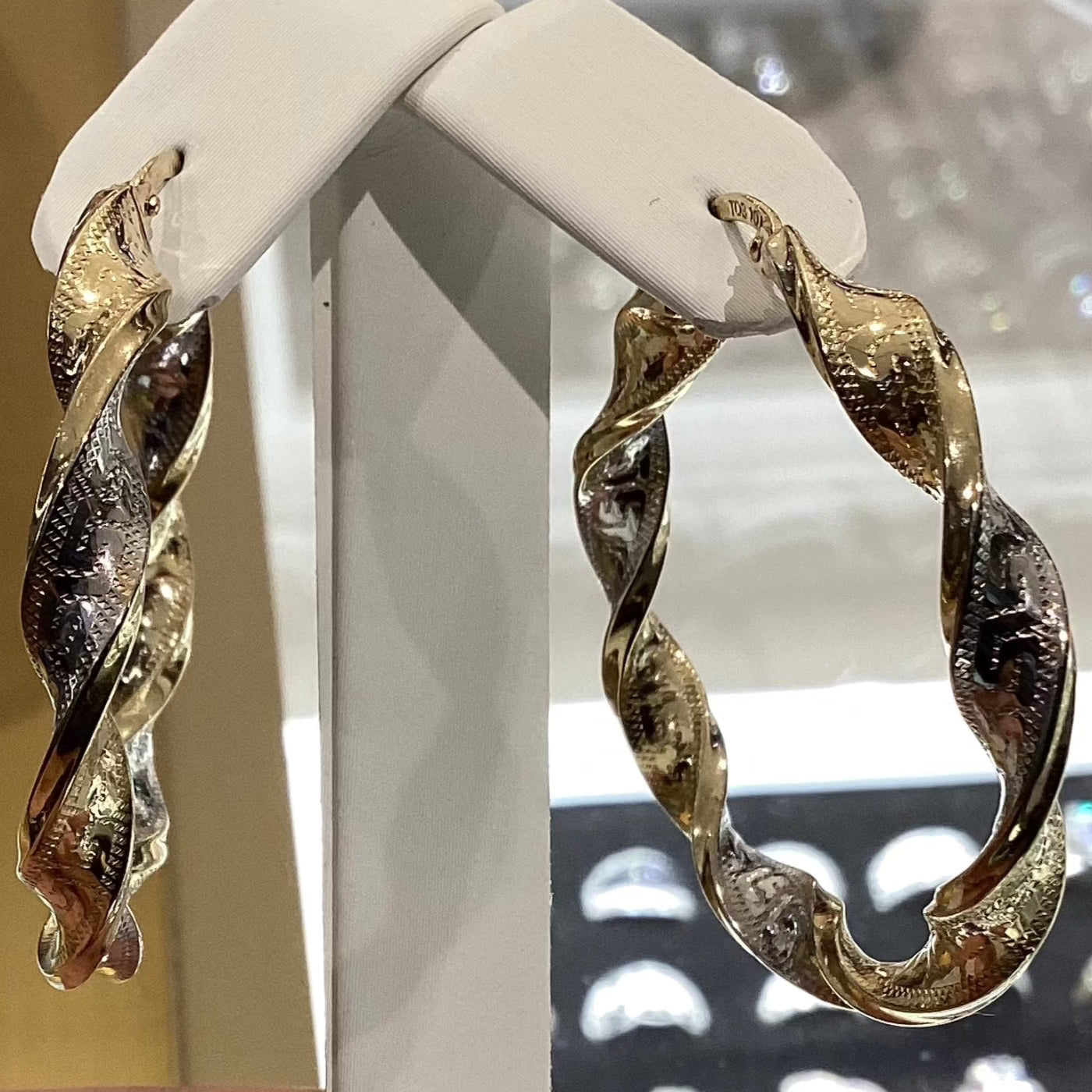 10K W-Y Gold Earrings 4.97g