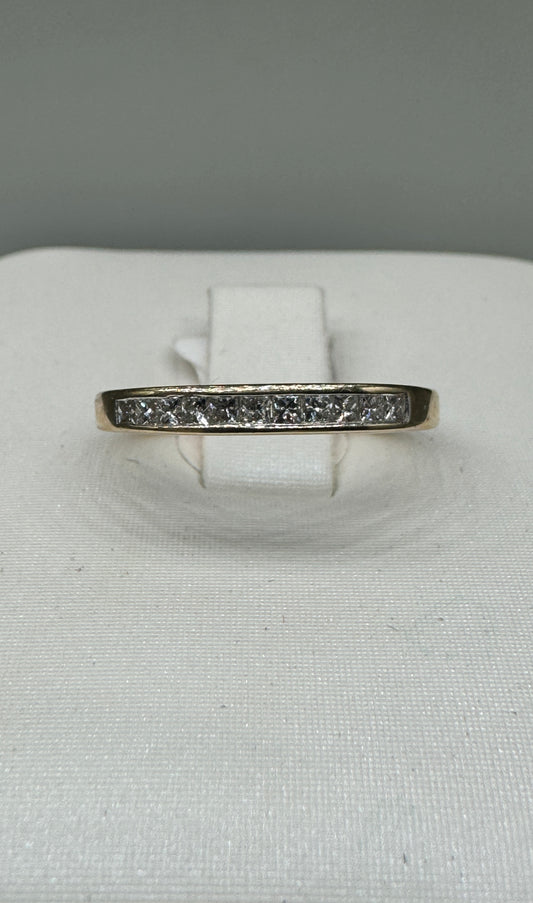 Anillo de diamantes de 14 quilates