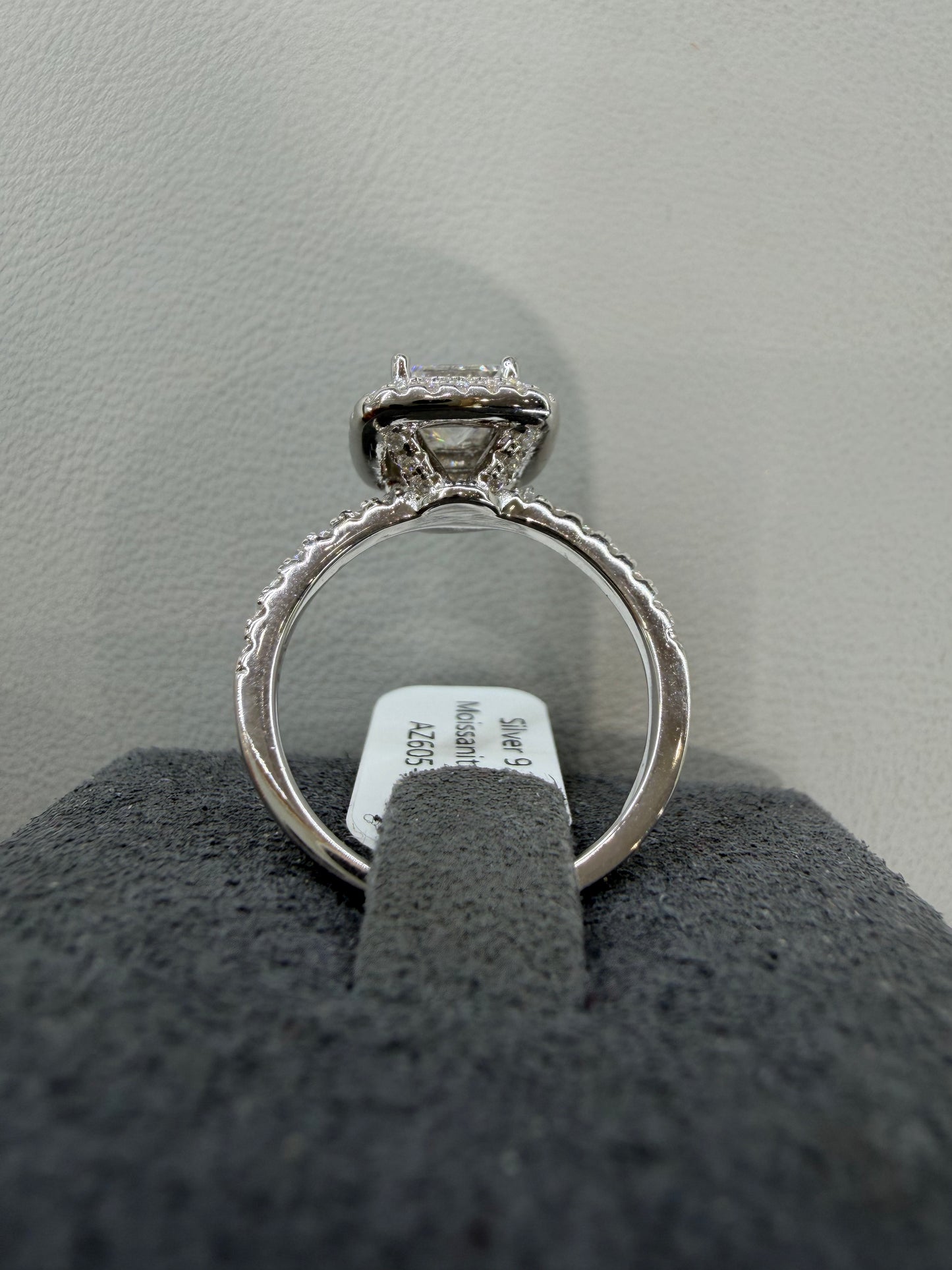 Silver ring with 1ct princess moissanite AZ605-J