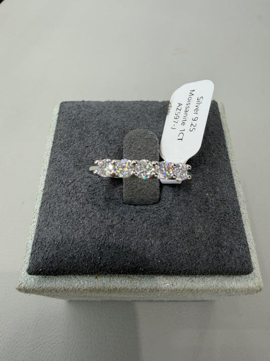 Beautiful silver ring with 1ct of moissanite AZ597-J