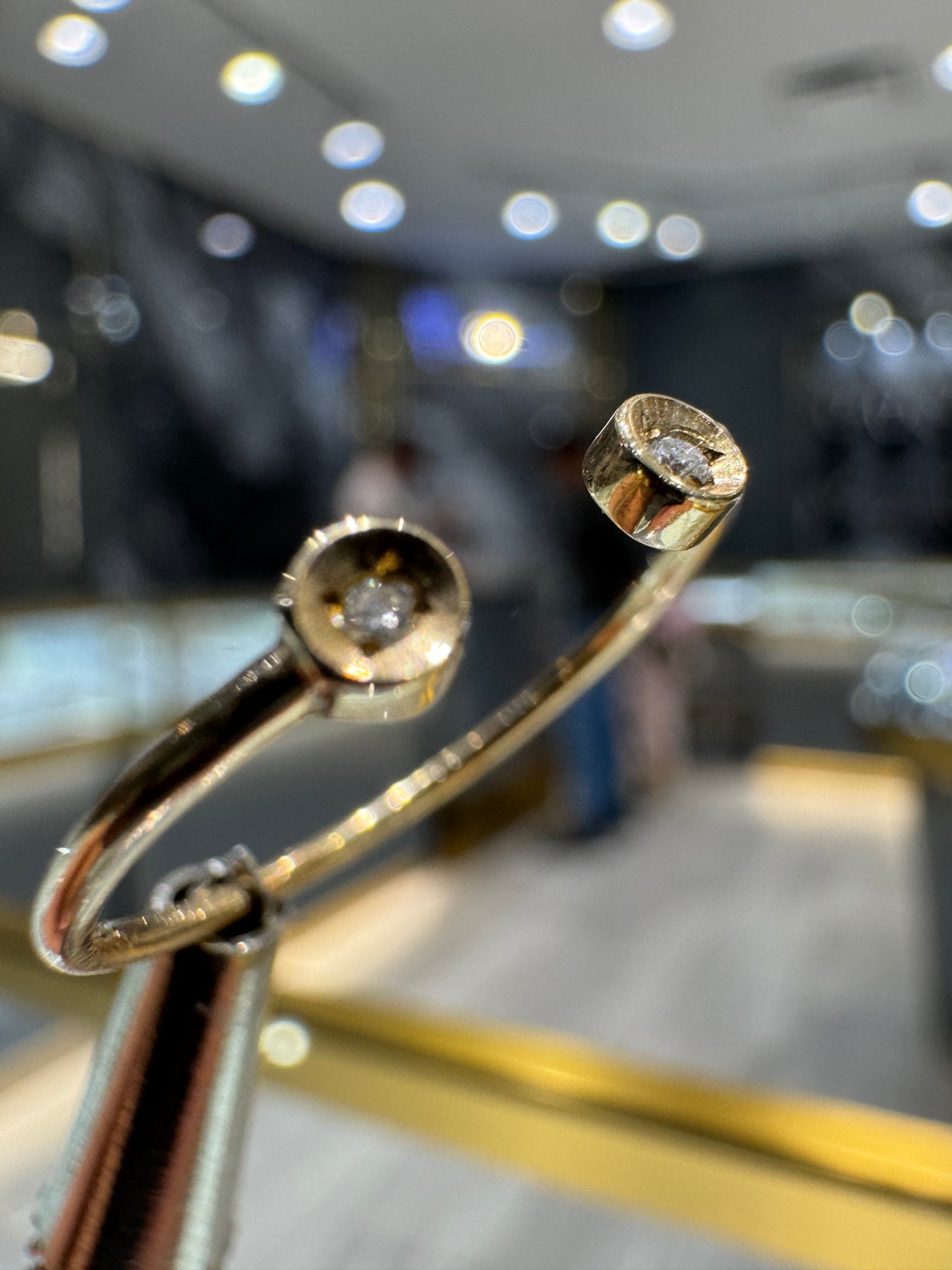 10K Yellow Gold Ring with 0.02CT Diamonds - 0.9g - Free Sizing