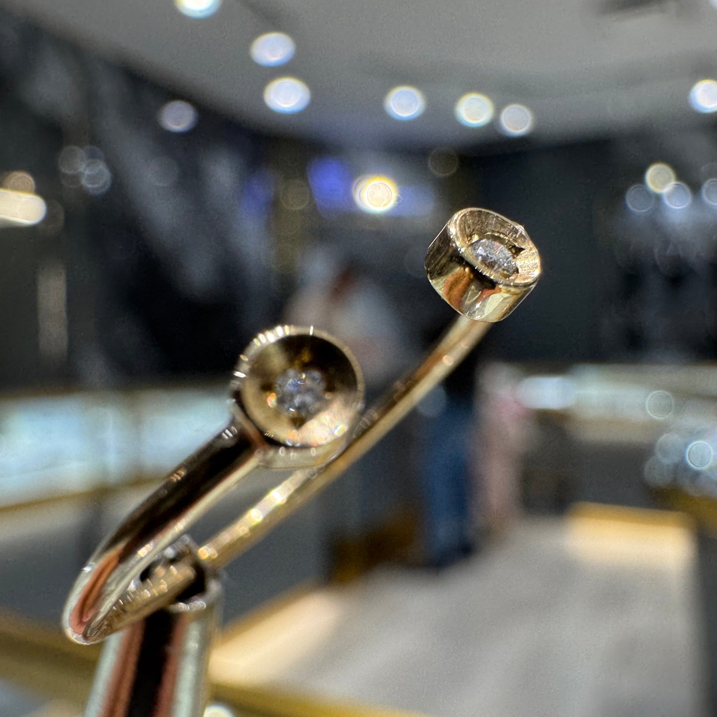 10K Yellow Gold Ring with 0.02CT Diamonds - 0.9g - Free Sizing