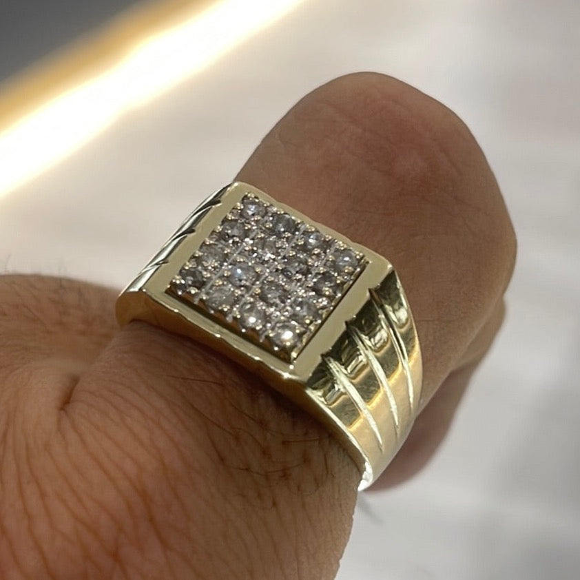 Men gold diamond ring