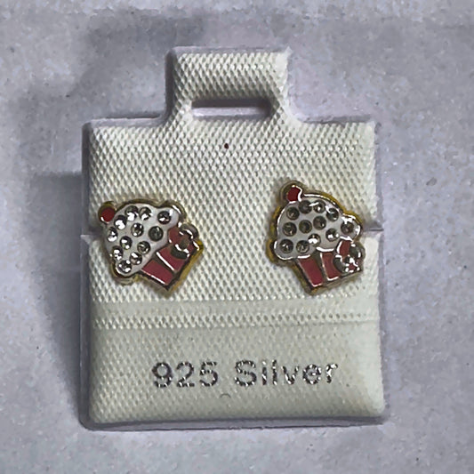 PL266 925 silver stud earrings, gold plated finish