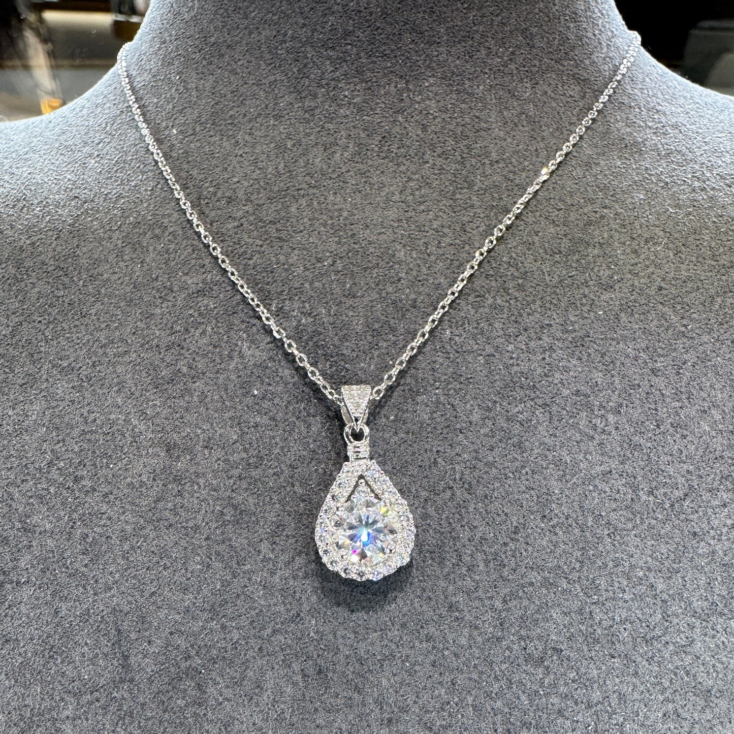 Sterling silver necklace with pear-shaped pendant and 1ct moissanite elegant teardrop design

