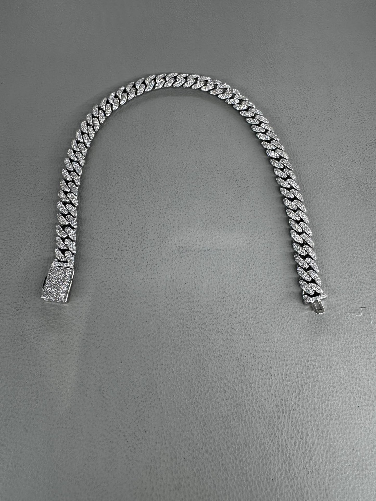 8 mm 8 inch silver bracelet with moissanite MJCN655
