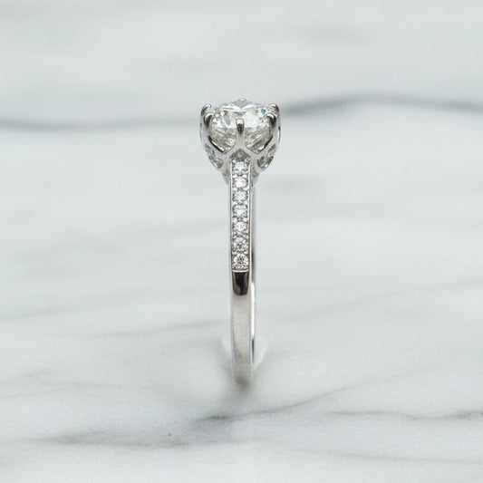 sterling silver moissanite ring 1.4CT detail showing expert setting extraordinary fire and brilliance
